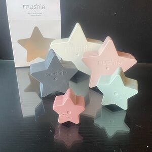 Mushie Star Nesting Stars- Pink, Gray, Green